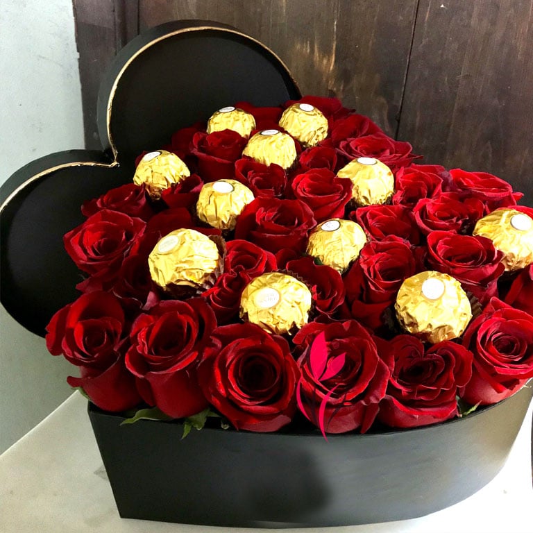 Red Roses In Heart Shape Box - Gift Pakistan